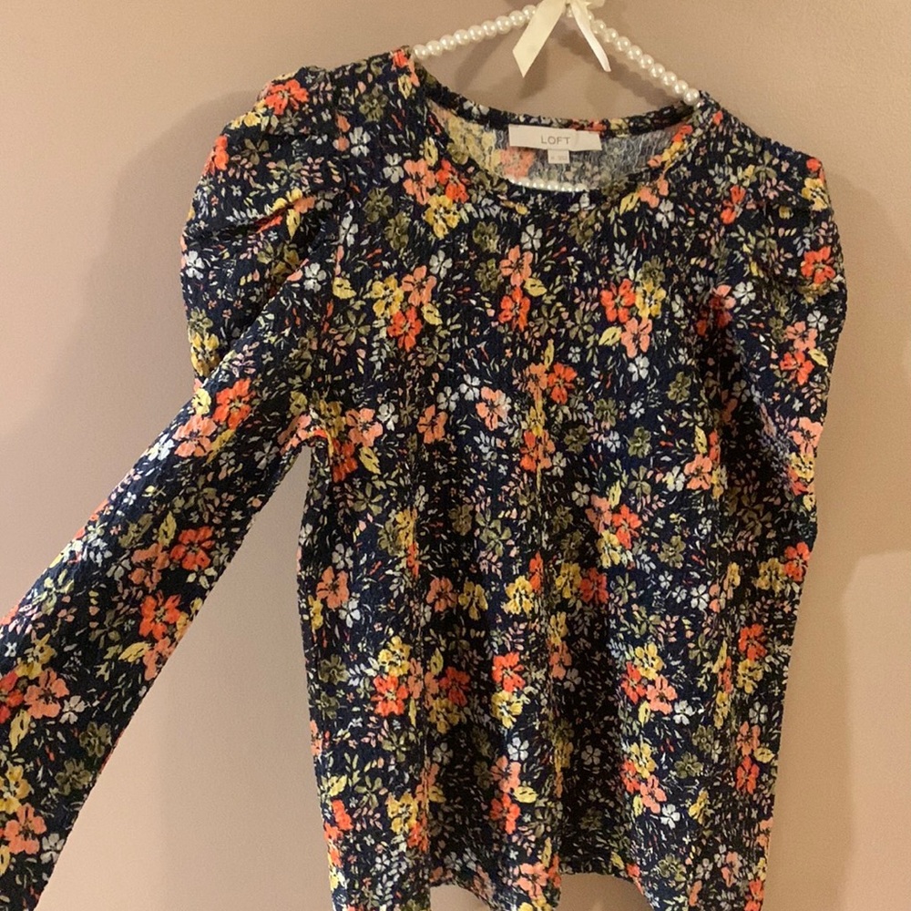 Loft Puff Sleeve Top